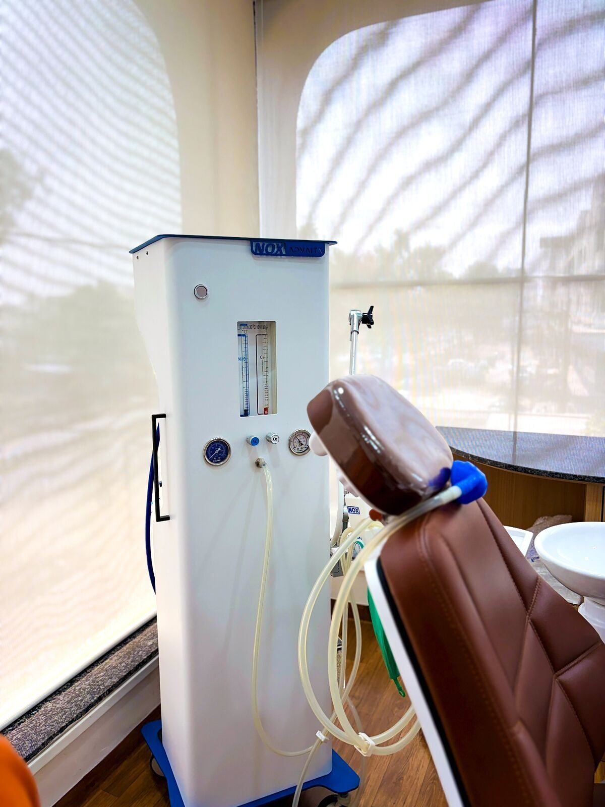 Laughing gas machine